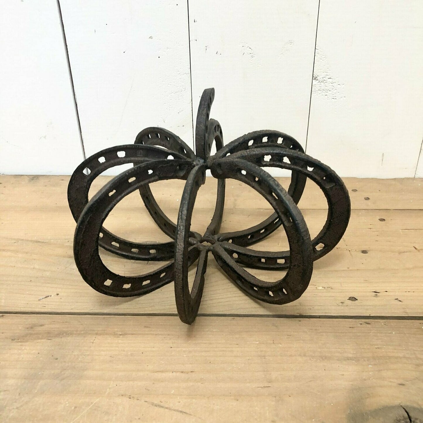 Metal Horseshoe Pumpkins