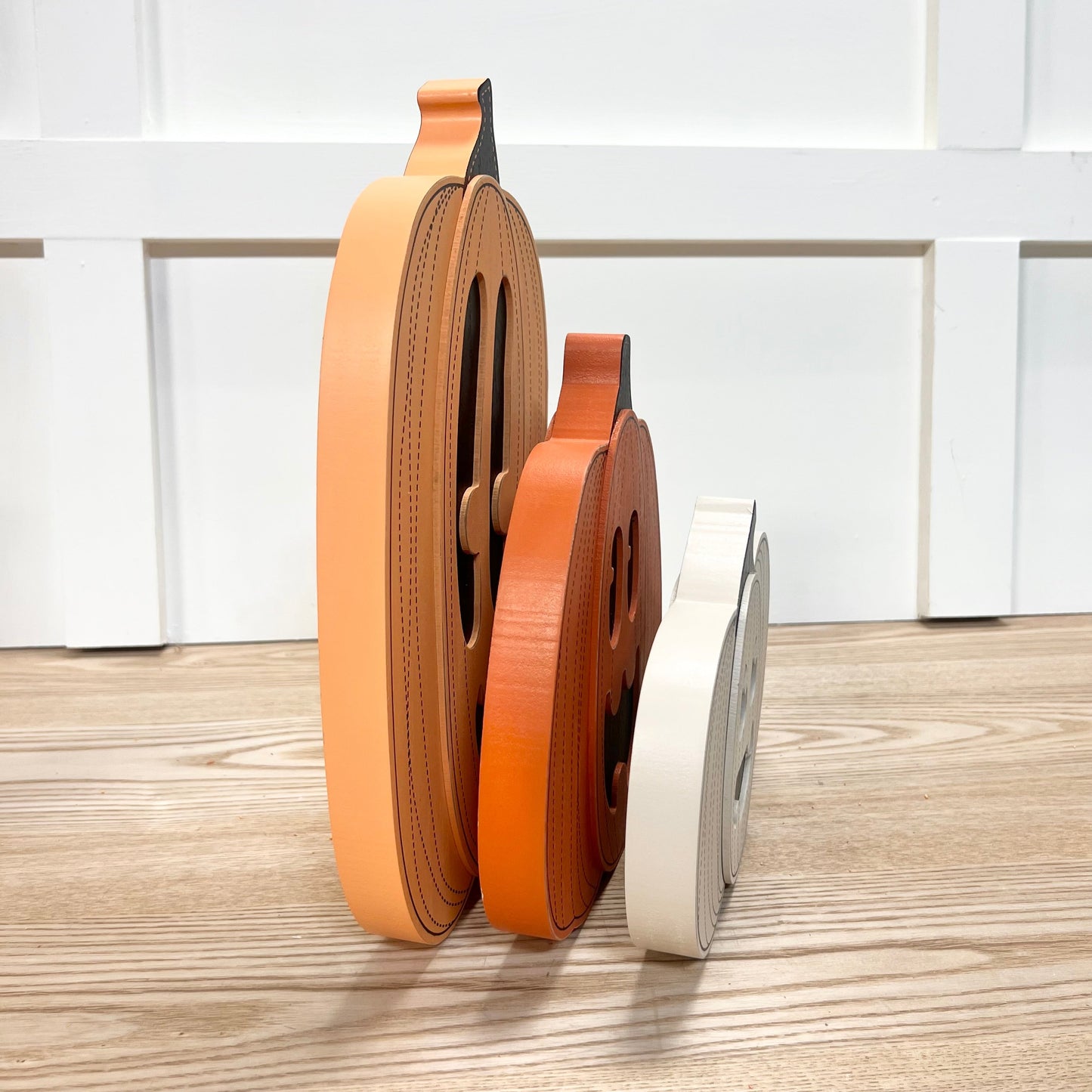 Reversible Jack-O-Lantern Pumpkins