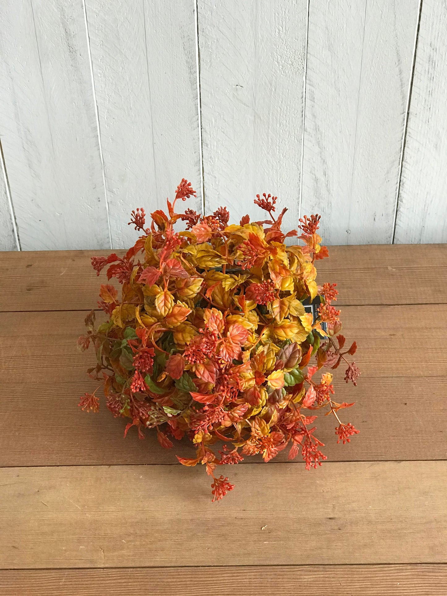 Half Orb - Berry Leaf