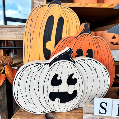 Reversible Jack-O-Lantern Pumpkins